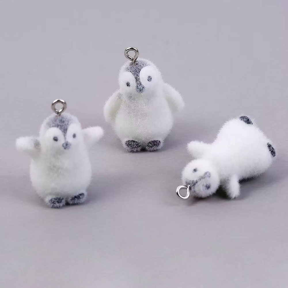 Resin Art Essentials - 5pcs Flocking Small Penguin Resin Charms